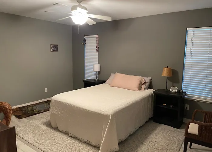 Holiday home Family Friendly In Walking District, 5 Minutes From Gulf Shores